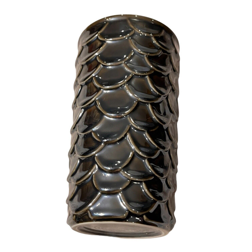 STARBUCKS Iridescent Gray Siren Mermaid Scales Coffee Tumbler Mug 10 OZ